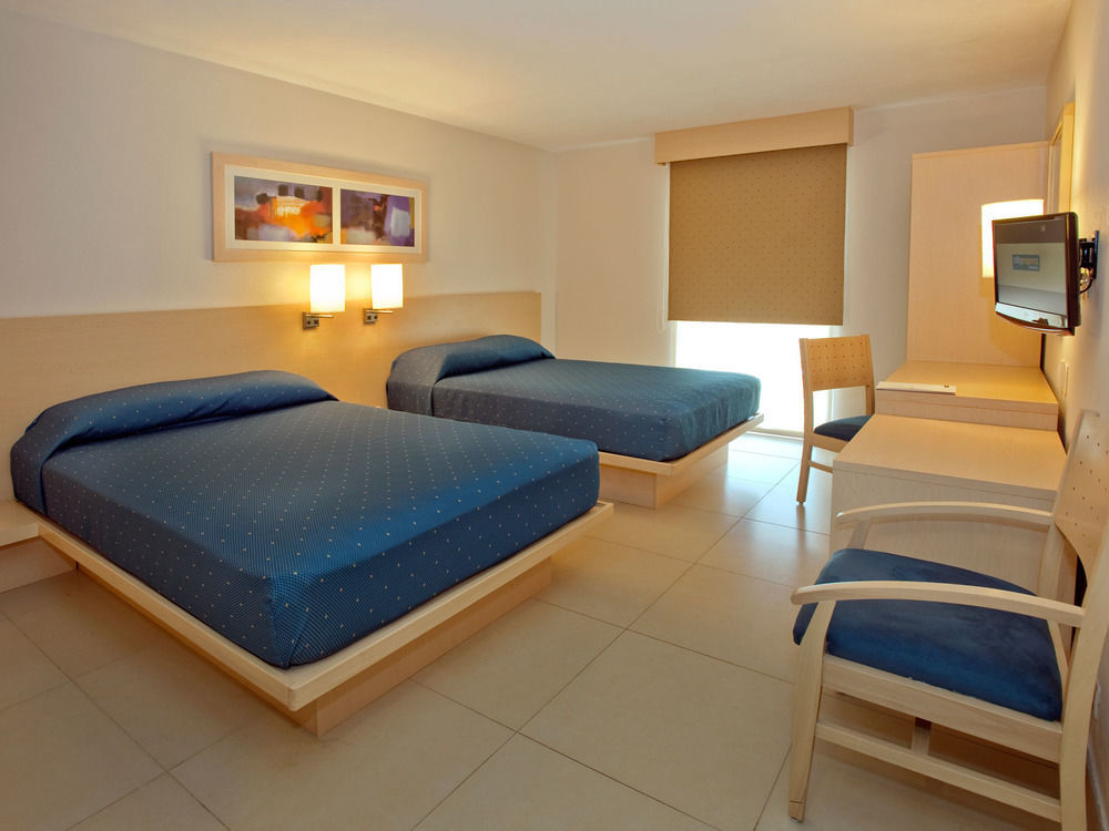 City Express By Marriott Ciudad Del Carmen Exterior photo