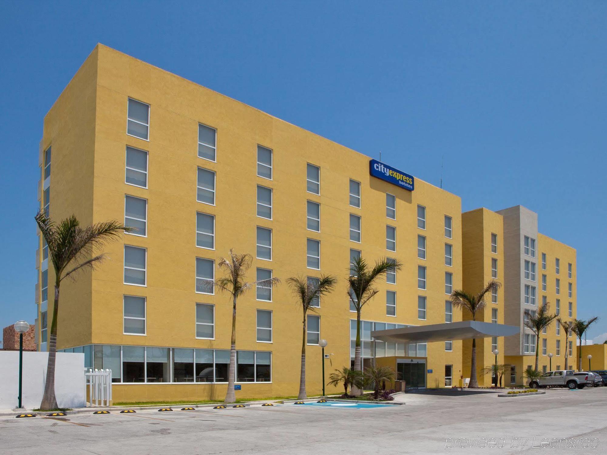 City Express By Marriott Ciudad Del Carmen Exterior photo